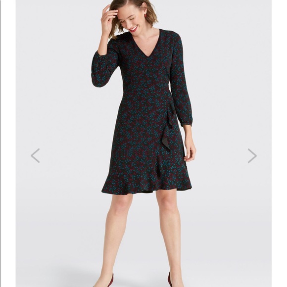 Draper James Dresses & Skirts - NEW • Draper James • Winter Berry Ruffle Dress 6